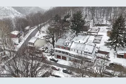 110 Orwigsburg Street, Tamaqua, PA 18252 - Photo 3