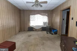 222 Fairview St, Pottsville, PA 17901 - Photo 5