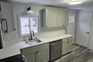 1040 Chestnut Rd, Orwigsburg, PA 17961 - Photo 5