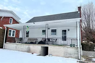 222 S Center St, Frackville, PA 17931 - Photo 33