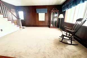 222 S Center St, Frackville, PA 17931 - Photo 3