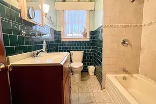 222 S Center St, Frackville, PA 17931 - Photo 11