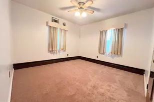 222 S Center St, Frackville, PA 17931 - Photo 15