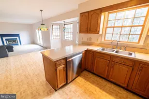 619 Stoney Run Rd, Pottsville, PA 17901 - Photo 7