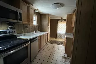 1063 Chestnut St, Pottsville, PA 17901 - Photo 7