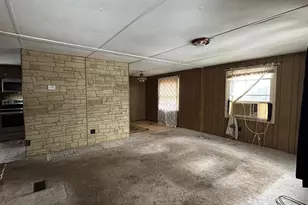 1063 Chestnut St, Pottsville, PA 17901 - Photo 5