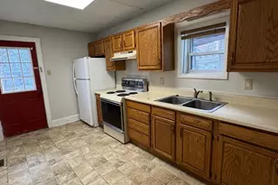 525 E Market St, Pottsville, PA 17901 - Photo 7