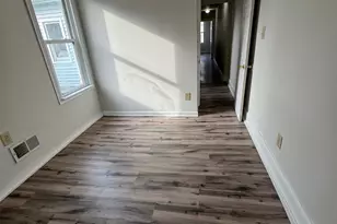 525 E Market St, Pottsville, PA 17901 - Photo 13