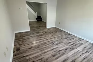 525 E Market St, Pottsville, PA 17901 - Photo 3