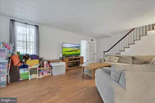 1611 Elk Ave, Pottsville, PA 17901 - Photo 3