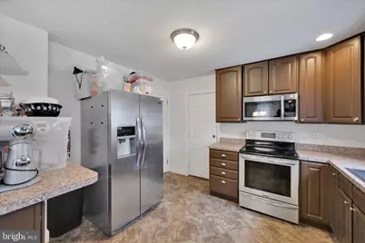1611 Elk Avenue, Pottsville, PA 17901 - Photo 11