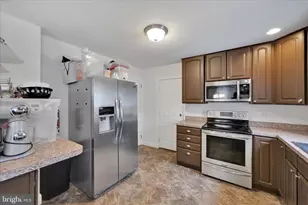 1611 Elk Ave, Pottsville, PA 17901 - Photo 11