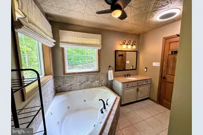 64 Algonquin Drive, North Union Township, PA 18202 - Photo 27