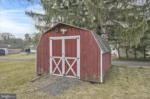 110 Walnut St, Pine Grove, PA 17963 - Photo 21