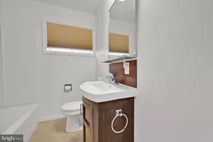 110 Walnut St, Pine Grove, PA 17963 - Photo 15