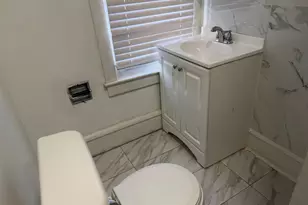 28 S 2nd St, Frackville, PA 17931 - Photo 9