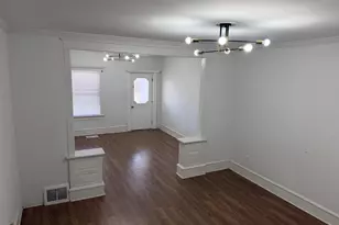 28 S 2nd St, Frackville, PA 17931 - Photo 3