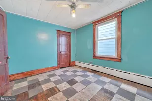 209 S Schuylkill Ave, Shenandoah, PA 17976 - Photo 17