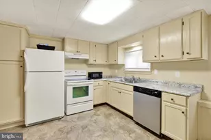 113 S Straub Ave, Orwigsburg, PA 17961 - Photo 5