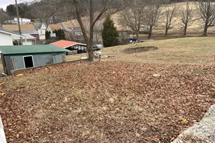 117 Chestnut St, Saint Clair, PA 17970 - Photo 23