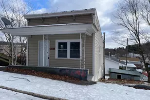 117 Chestnut St, Saint Clair, PA 17970 - Photo 3