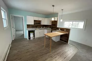 117 Chestnut St, Saint Clair, PA 17970 - Photo 9