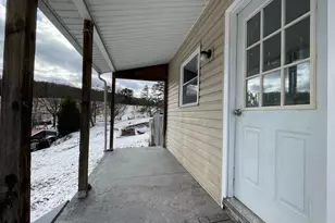 117 Chestnut St, Saint Clair, PA 17970 - Photo 15