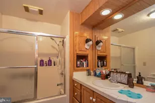 214 E Main St, Schuylkill Haven, PA 17972 - Photo 17