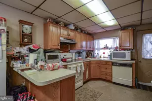 214 E Main St, Schuylkill Haven, PA 17972 - Photo 13