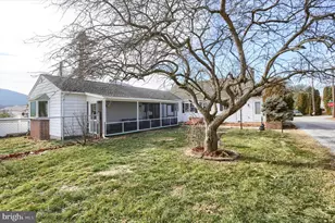 302 Park Rd, Valley View, PA 17983 - Photo 47