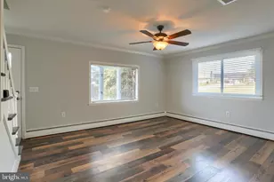 302 Park Rd, Valley View, PA 17983 - Photo 7