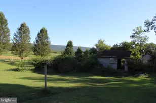 110 S 17th St, Tower City, PA 17980 - Photo 3