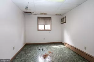 2042 Mahantongo St, Pottsville, PA 17901 - Photo 23