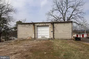 2042 Mahantongo St, Pottsville, PA 17901 - Photo 45