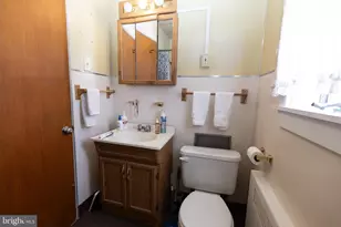 2042 Mahantongo St, Pottsville, PA 17901 - Photo 43