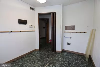 2042 Mahantongo Street, Pottsville, PA 17901 - Photo 15