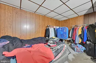 237 S Chestnut St, Shenandoah, PA 17976 - Photo 11