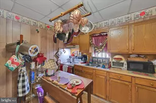 237 S Chestnut St, Shenandoah, PA 17976 - Photo 25