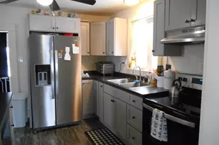 89 N Tulpehocken St, Pine Grove, PA 17963 - Photo 9