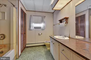 283 Pleasant Valley Rd, New Ringgold, PA 17960 - Photo 19