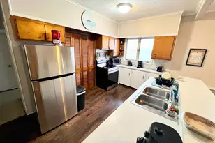 913 Centre St, Ashland, PA 17921 - Photo 25