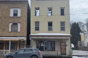 426 Centre St, Ashland, PA 17921 - Photo 3