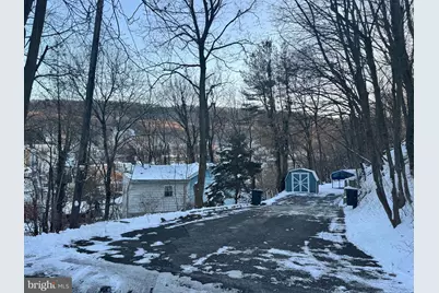 324 N 7th Street, Pottsville, PA 17901 - Photo 11