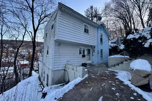 324 N 7th St, Pottsville, PA 17901 - Photo 5
