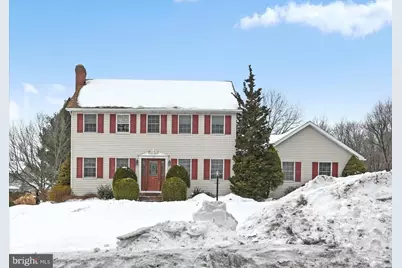 19 Fox Hollow Road, Pottsville, PA 17901 - Photo 1