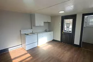 758 W Walnut St, Pottsville, PA 17901 - Photo 3