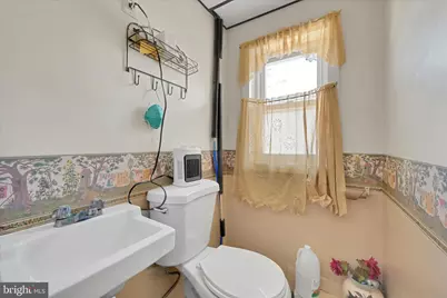 239 W Savory Street, Pottsville, PA 17901 - Photo 21