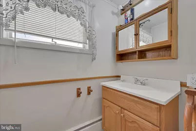 239 W Savory Street, Pottsville, PA 17901 - Photo 17
