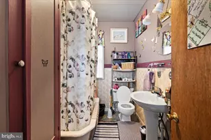 207 W Poplar St, Shenandoah, PA 17976 - Photo 13