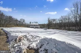 77 Sky High Ln, New Ringgold, PA 17960 - Photo 9